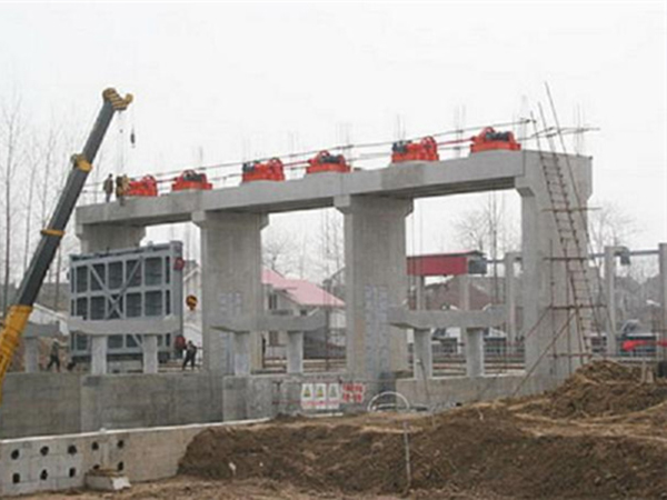 鋼閘門卷?yè)P(yáng)機(jī)